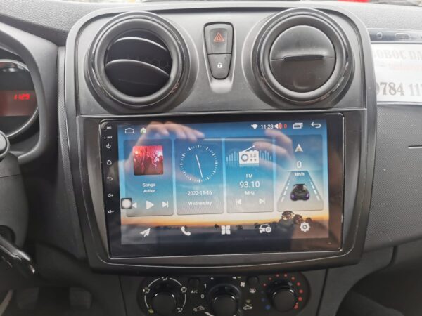 Navigatie android renault dacia Dokker 2014